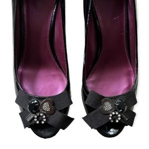 Coach ❤️ Poppy Black Peep Toe Wedge Shoes w/Charms, sz 8